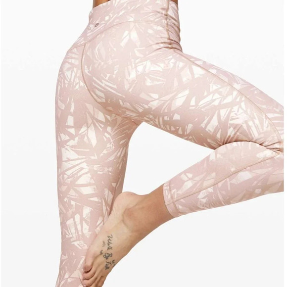 Lululemon Wunder Under High-Rise Tight 25" *Full-On Luxtreme Size  4 - Picture 6 of 15